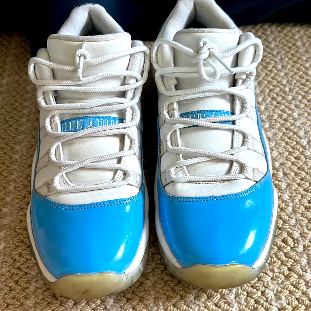 Jordan 11 low UNC